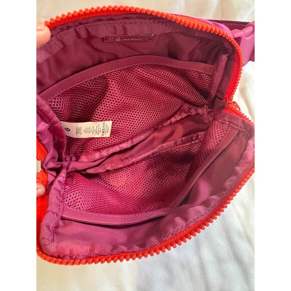 Everywhere Belt Bag - Picture 7 of 12